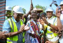 Photo of Mahama cuts sod for new Jakpa palace in Damongo