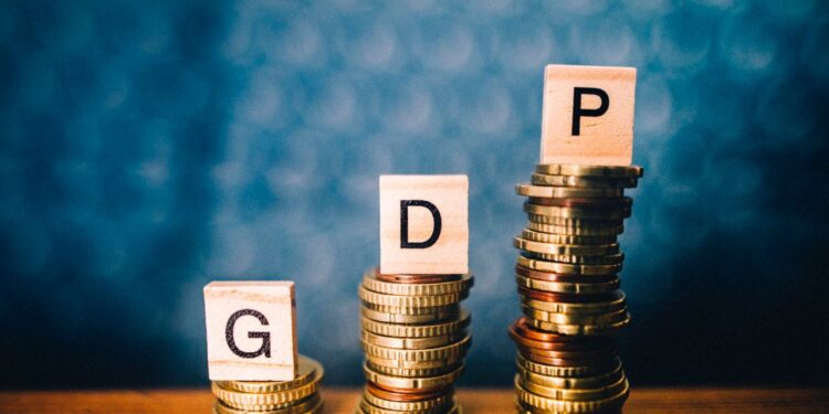 Ghana’s economic growth slows as cocoa and mining sectors contract