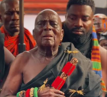 Otumfuo destools Kenyase II Manhene after 89-year reign